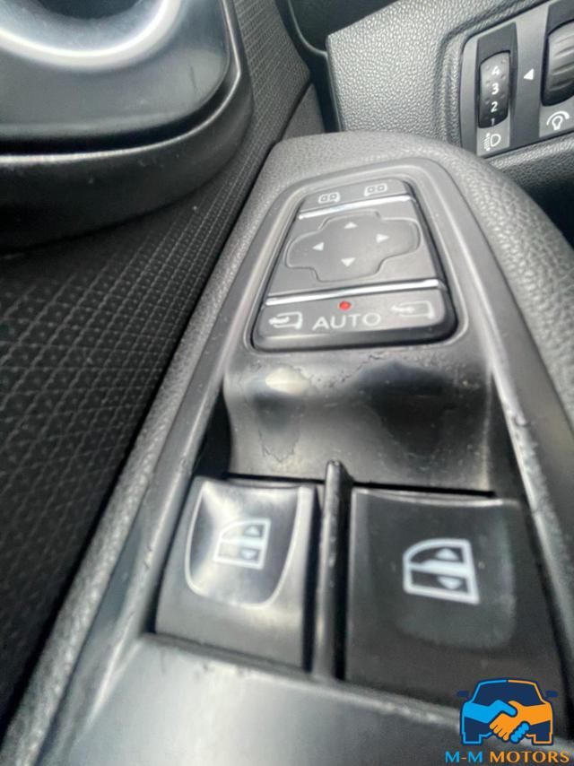RENAULT Clio usata 38