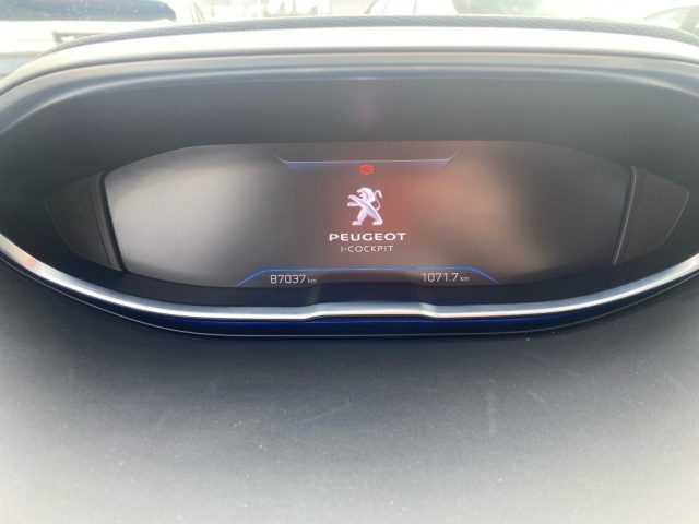 PEUGEOT 3008 usata, con Boardcomputer