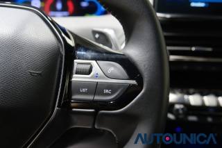 PEUGEOT 3008 usata, con Leve al volante