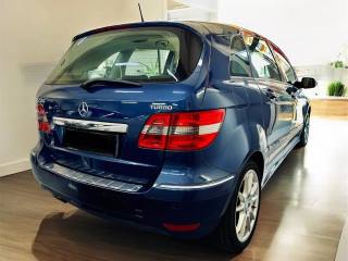 MERCEDES-BENZ B 200 usata, con Autoradio