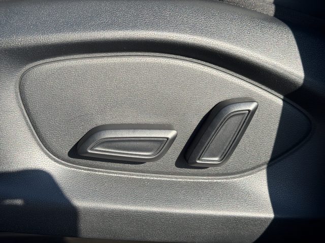 MG ZS usata 17