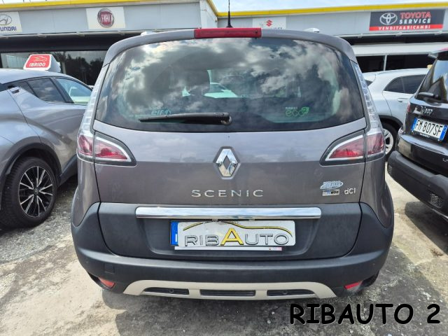RENAULT Scenic usata, con Chiusura centralizzata