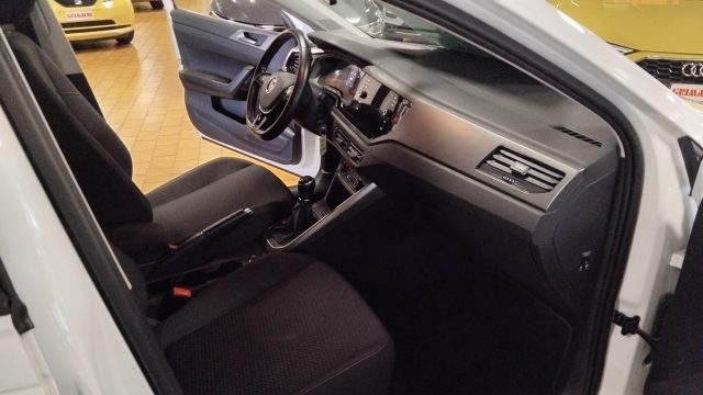 VOLKSWAGEN Polo usata, con Autoradio digitale