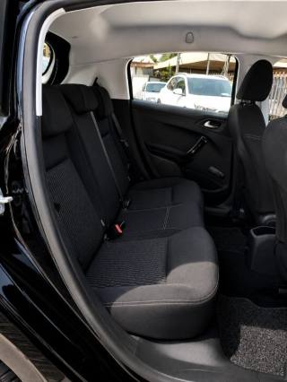 PEUGEOT 208 usata, con Fendinebbia