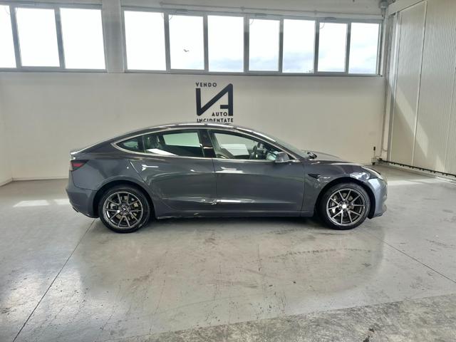TESLA Model 3 usata, con Cerchi in lega