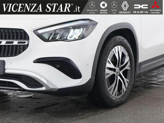 MERCEDES-BENZ GLA 180 usata, con Airbag
