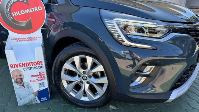 RENAULT Captur usata, con Bracciolo