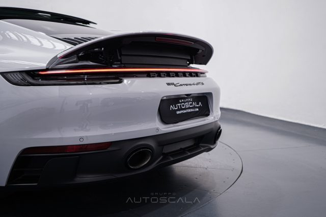 PORSCHE 992 usata 43
