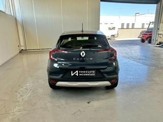 RENAULT Captur usata, con Autoradio