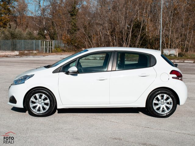 PEUGEOT 208 usata, con Specchietti laterali elettrici