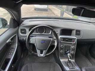 VOLVO V60 Cross Country usata, con Alzacristalli elettrici