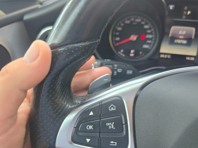 MERCEDES-BENZ GLC 220 usata, con Sensori di parcheggio anteriori