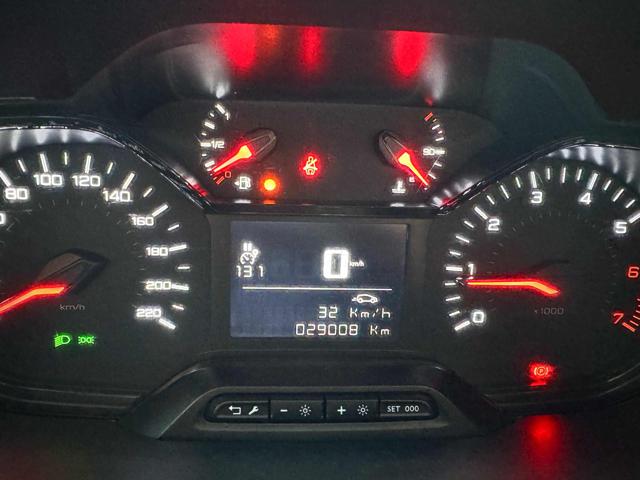 PEUGEOT Partner usata, con Alzacristalli elettrici