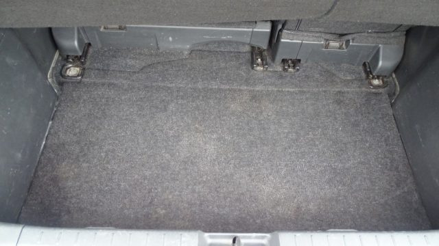 TOYOTA Yaris usata 111