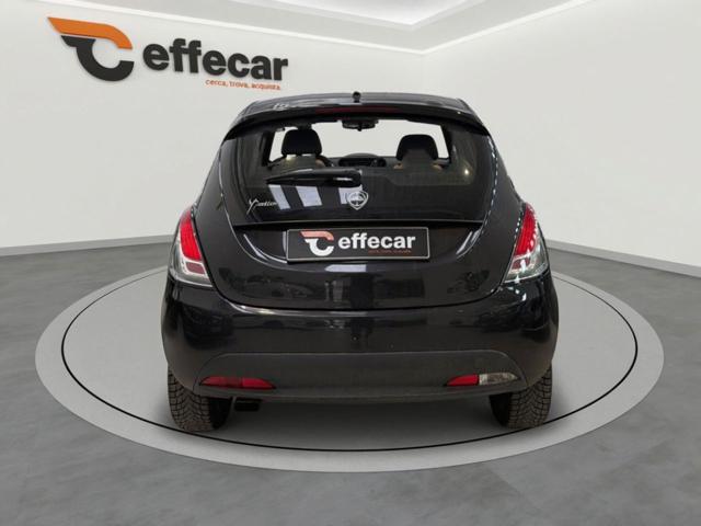 LANCIA Ypsilon usata, con Autoradio