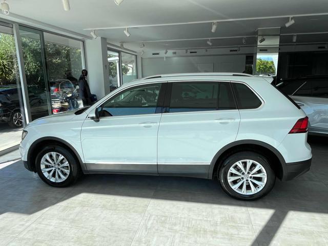 VOLKSWAGEN Tiguan usata, con Autoradio