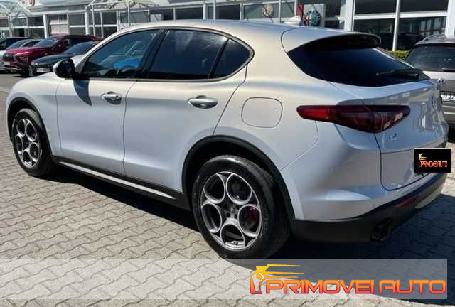 ALFA ROMEO Stelvio usata, con Cerchi in lega