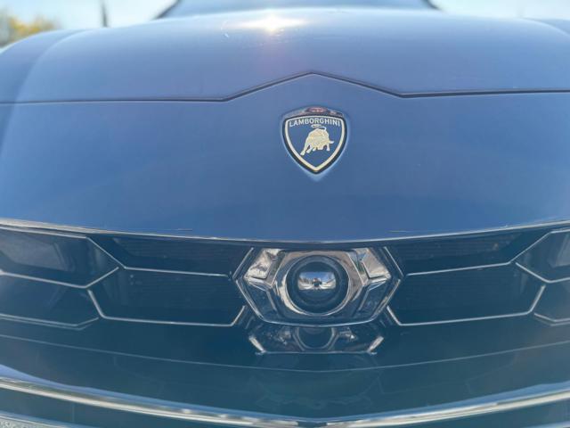 LAMBORGHINI Urus usata, con Fari LED