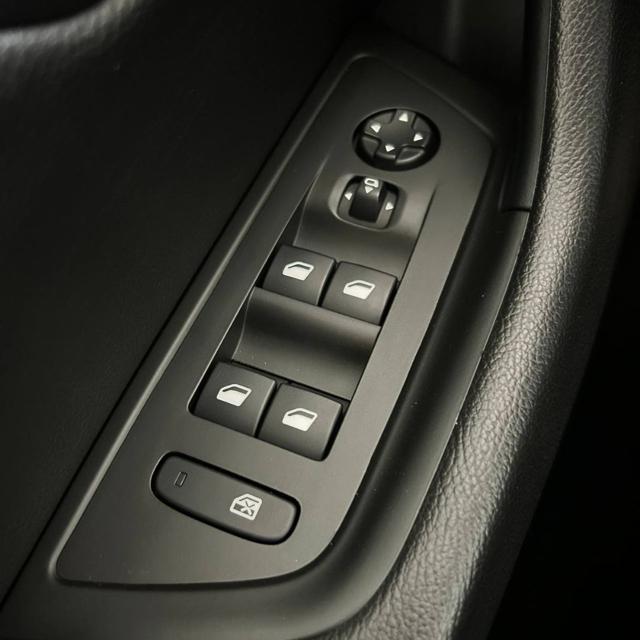 PEUGEOT 508 usata, con Autoradio digitale