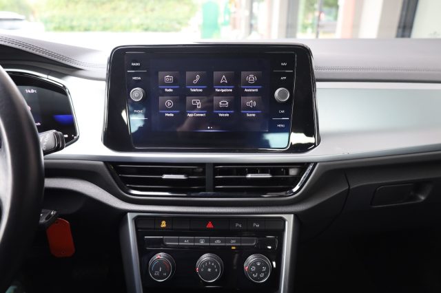 VOLKSWAGEN T-Roc usata, con Fari direzionali