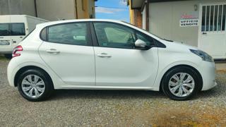 PEUGEOT 208 usata, con Airbag