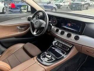 MERCEDES-BENZ E 220 usata, con ESP