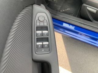 RENAULT Clio usata, con Specchietti laterali elettrici