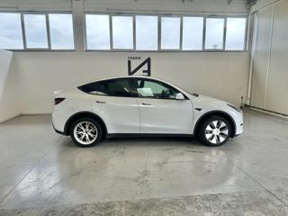 TESLA Model Y usata, con Chiusura centralizzata