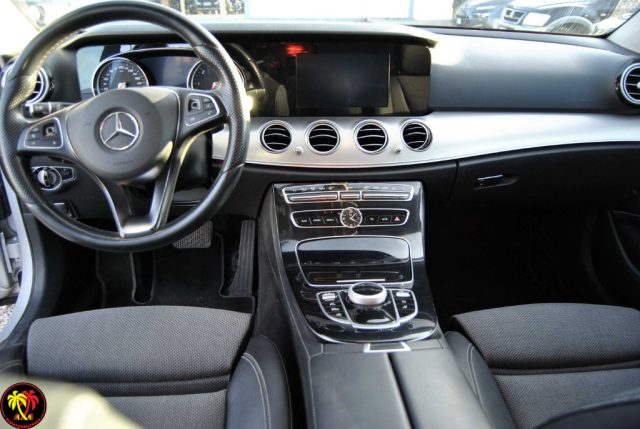 MERCEDES-BENZ E 220 usata, con Servosterzo