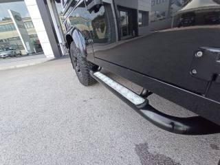 LAND ROVER Defender usata 21