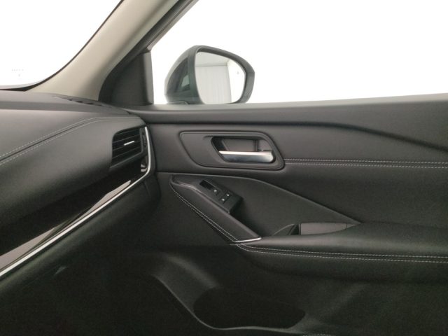 NISSAN Qashqai usata, con Touch screen