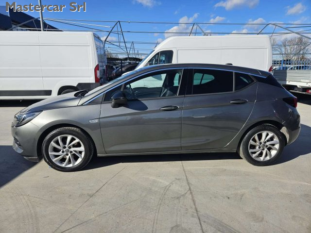 OPEL Astra usata, con Autoradio