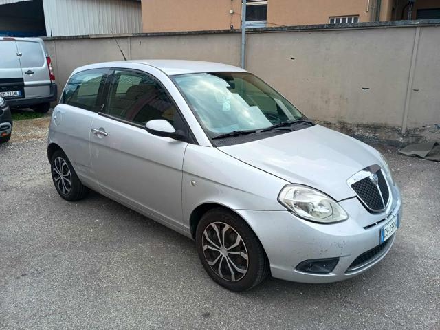 LANCIA Ypsilon usata, con ABS