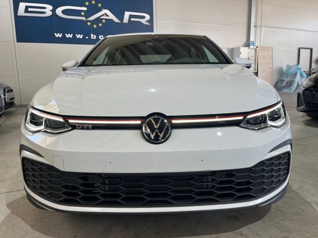 VOLKSWAGEN Golf usata, con Autoradio