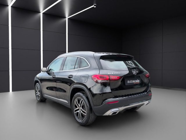 MERCEDES-BENZ GLA 200 usata, con Airbag laterali