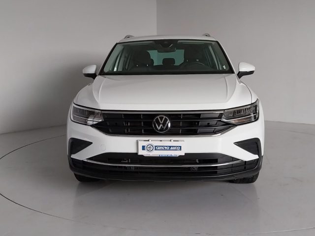 VOLKSWAGEN Tiguan usata, con Gancio traino