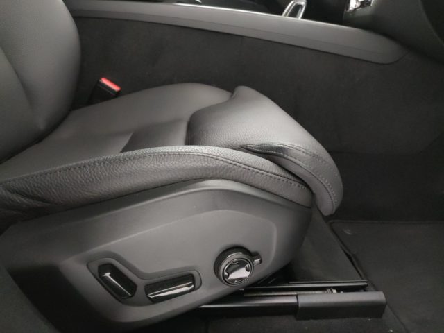 VOLVO XC60 usata, con Tettuccio apribile