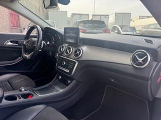 MERCEDES-BENZ CLA 220 usata, con Fendinebbia