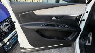 PEUGEOT 3008 usata, con Portapacchi