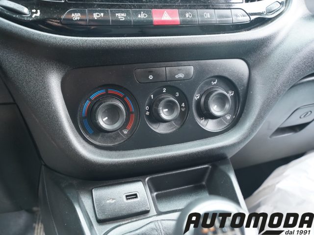 FIAT Doblo usata 16