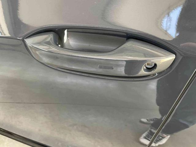 VOLKSWAGEN Golf usata, con Airbag Passeggero
