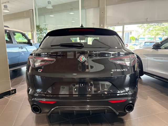 ALFA ROMEO Stelvio usata, con Alzacristalli elettrici