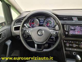 VOLKSWAGEN Touran usata, con USB