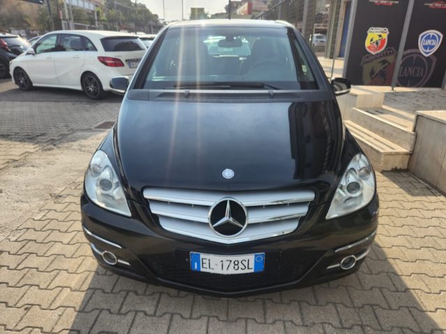 MERCEDES-BENZ B 180 usata, con Airbag