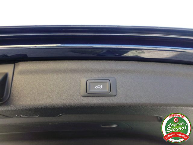 AUDI Q3 usata, con Sensori di parcheggio posteriori