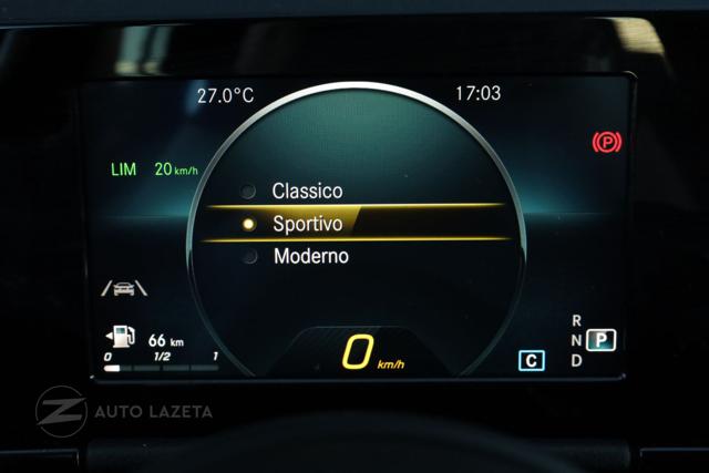 MERCEDES-BENZ GLA 180 usata, con Specchietti laterali elettrici