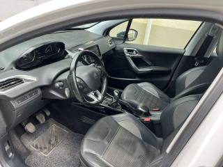 PEUGEOT 2008 usata, con Cerchi in lega