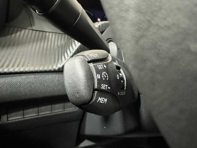 PEUGEOT 2008 usata 29