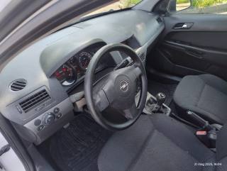OPEL Astra usata, con Lettore CD