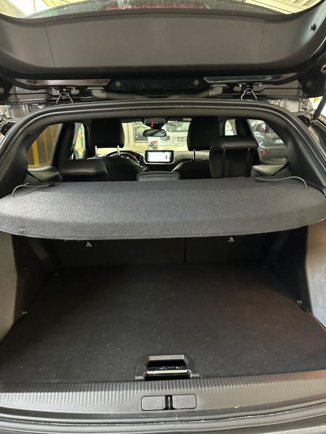 PEUGEOT 2008 usata, con Luci diurne LED